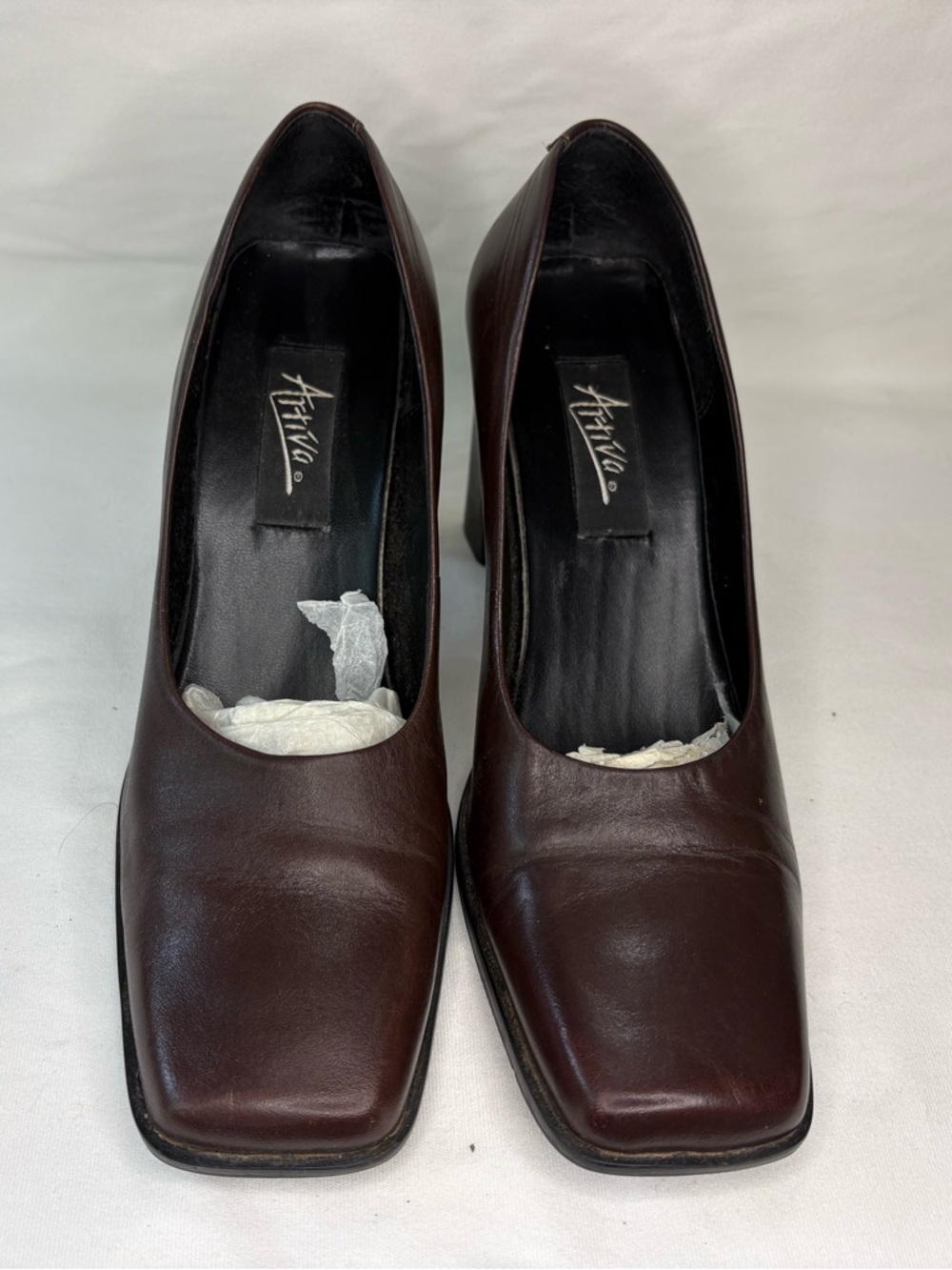 Artiva Women's Brown Square-Toe Leather Heels